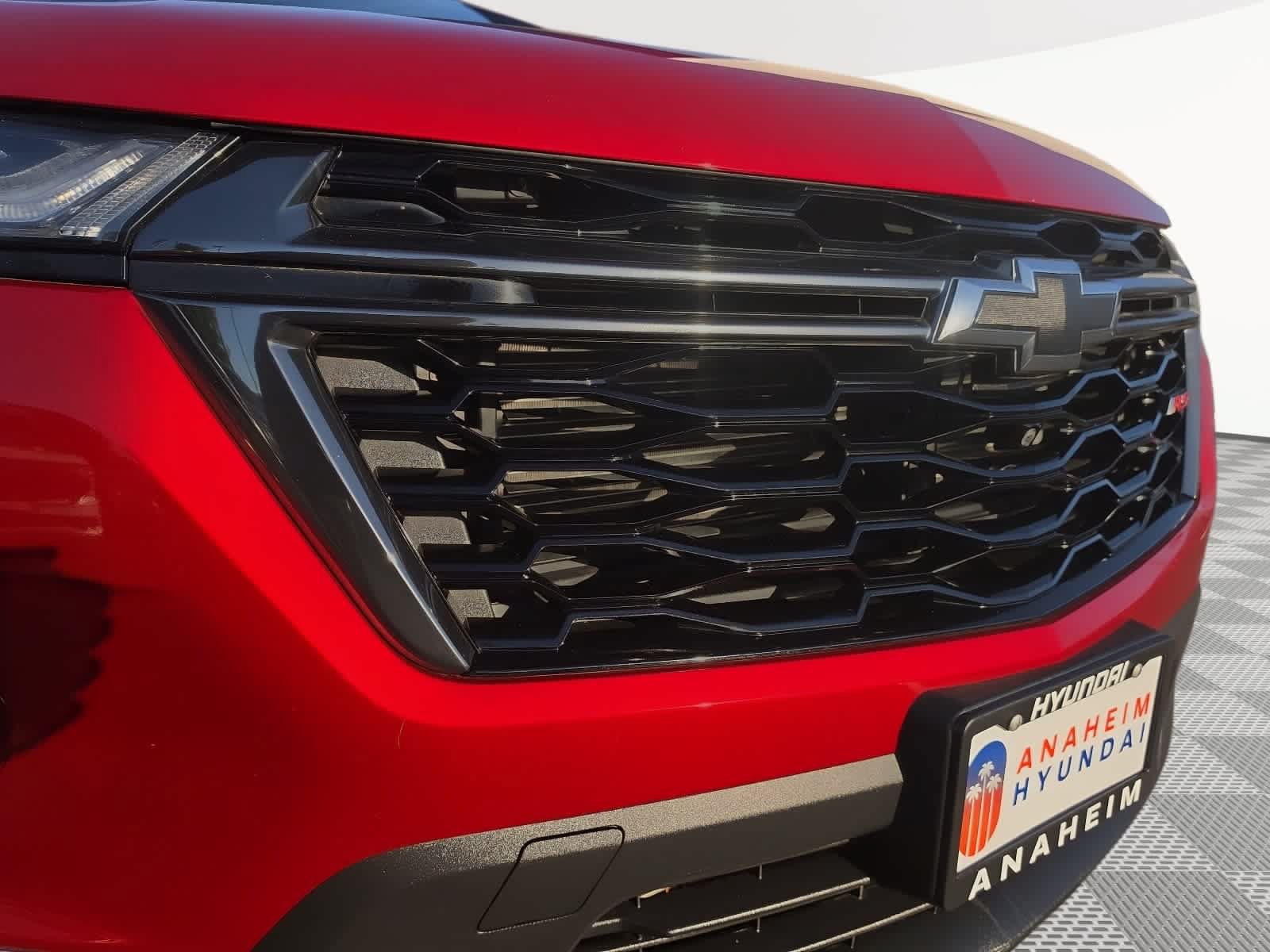Used 2023 Chevrolet Traverse RS w/ LPO, Floor Liner Package AWD/4WD image 6