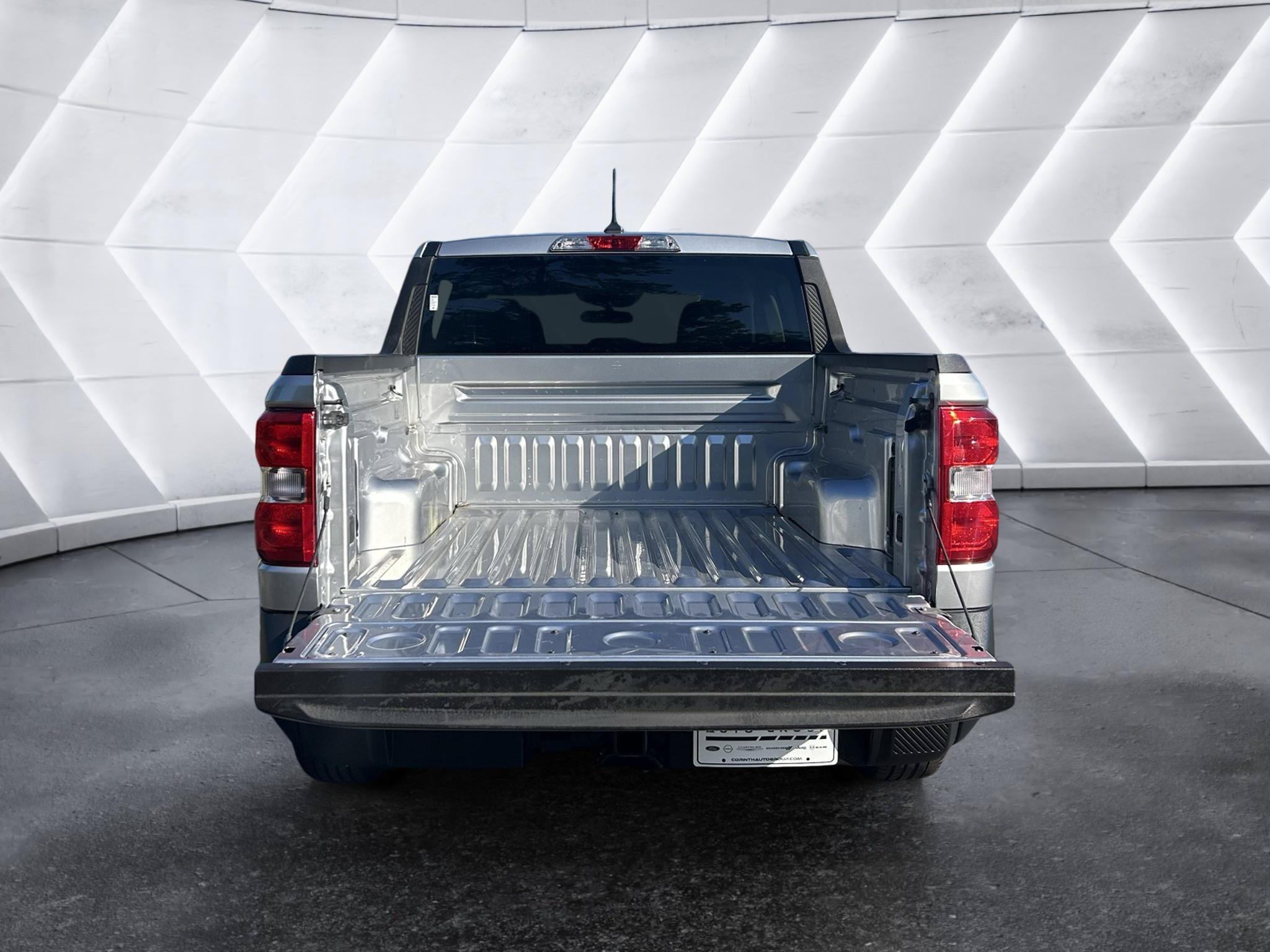 Used 2022 Ford Maverick XL FWD image 7