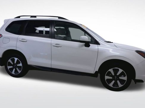 Used 2018 Subaru Forester 2.5i Premium image 9