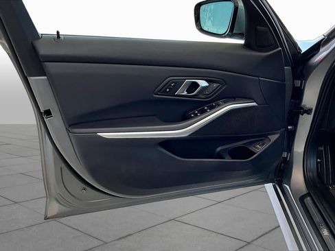 Used 2024 BMW 330i Sedan w/ Premium Package RWD image 23