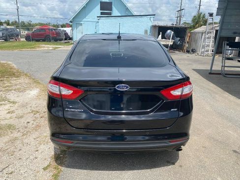 Used 2016 Ford Fusion SE FWD image 9