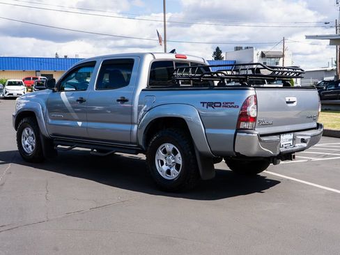 Used 2015 Toyota Tacoma PreRunner w/ TRD Off-Road Package RWD image 3