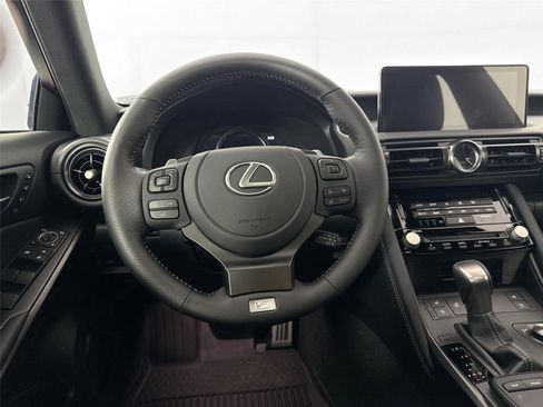 Used 2025 Lexus IS 350 F Sport image 32