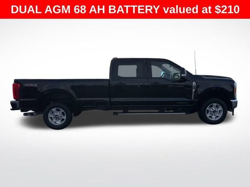 Used 2025 Ford F250 XLT image 6