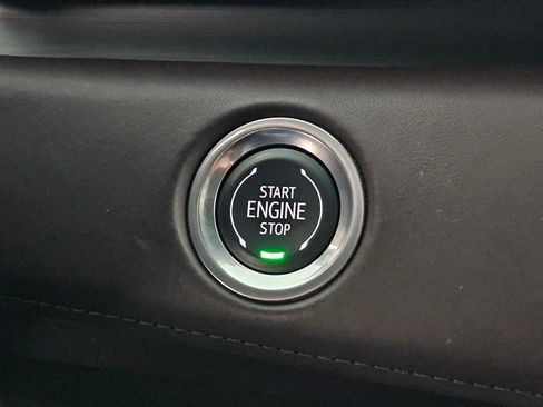 Certified 2024 Cadillac Escalade Sport Platinum AWD/4WD image 33