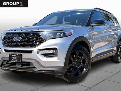 Certified 2023 Ford Explorer ST-Line w/ Class IV Trailer Tow Package