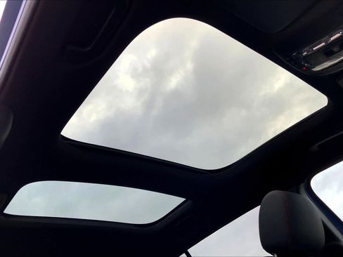 New 2026 Mercedes-Benz GLB 250 4MATIC image 11