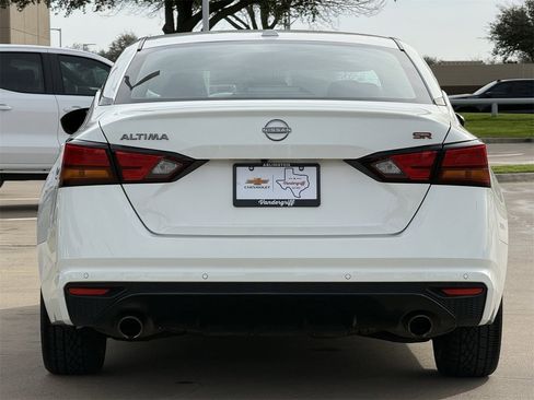 Used 2024 Nissan Altima 2.5 SR image 5