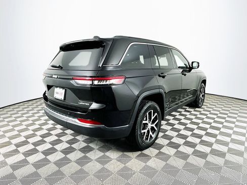 Certified 2024 Jeep Grand Cherokee Limited image 11