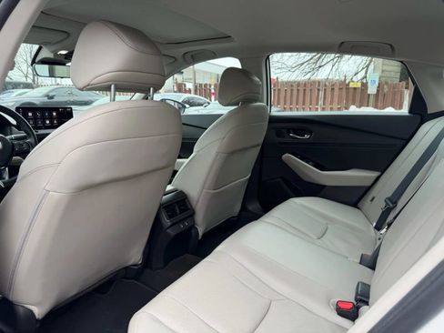 Used 2023 Honda Accord Touring image 12