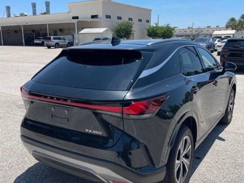 Used 2025 Lexus RX 350 Premium w/ Accessory Package (Z1) FWD image 4