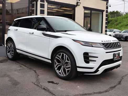 Used 2023 Land Rover Range Rover Evoque R-Dynamic SE AWD/4WD image 4