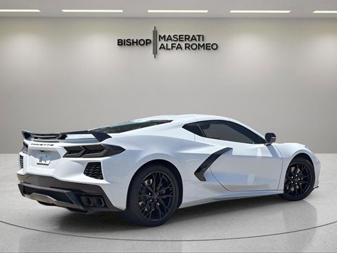 Used 2024 Chevrolet Corvette Stingray Preferred Cpe w/ Z51 Performance Package RWD image 5