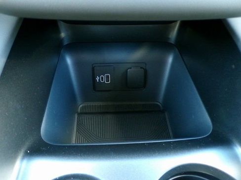 New 2026 Ford Explorer Active w/ Active Comfort Package image 28