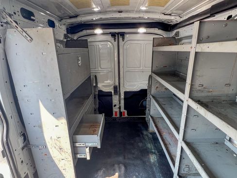 Used 2019 Ford Transit 250 130 Medium Roof image 9