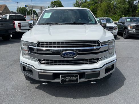 Used 2018 Ford F150 Lariat w/ Equipment Group 502A Luxury AWD/4WD image 2
