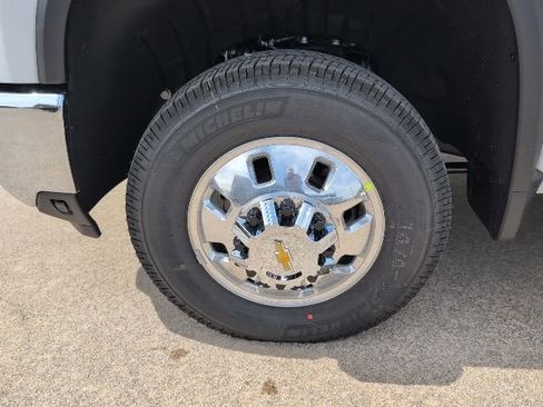 New 2026 Chevrolet Silverado 3500 LTZ w/ LTZ Texas Edition AWD/4WD image 3