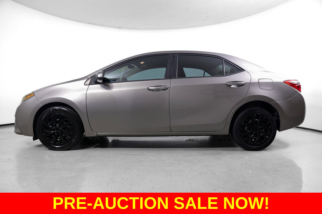 Used 2015 Toyota Corolla LE FWD image 11