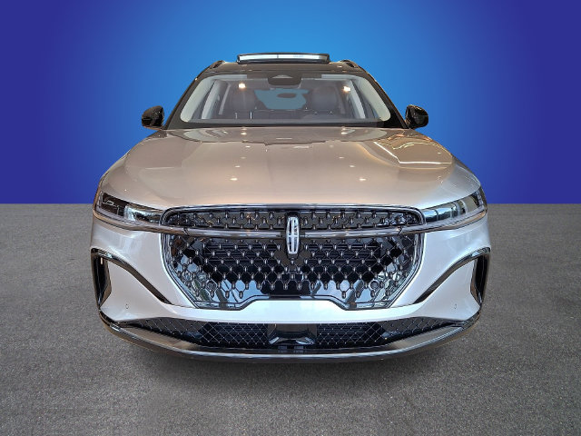 New 2026 Lincoln Nautilus Reserve w/ Jet Appearance Package AWD/4WD image 2
