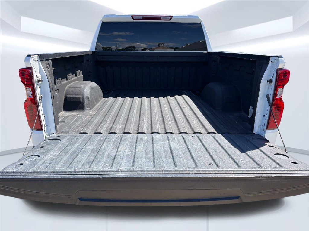 Certified 2024 Chevrolet Silverado 1500 LT w/ Z71 Off-Road Package AWD/4WD image 25