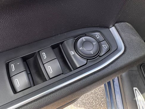 Certified 2023 Chevrolet Silverado 1500 LT AWD/4WD image 18