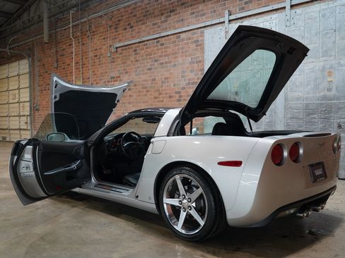 Used 2008 Chevrolet Corvette Coupe image 26