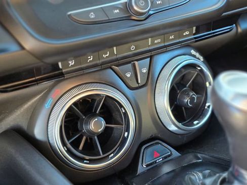 Used 2020 Chevrolet Camaro LT image 25