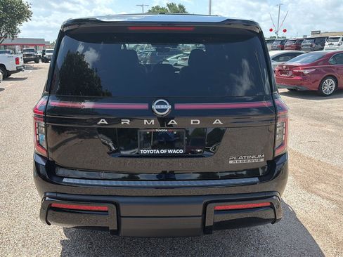Used 2025 Nissan Armada Platinum Reserve AWD/4WD image 4