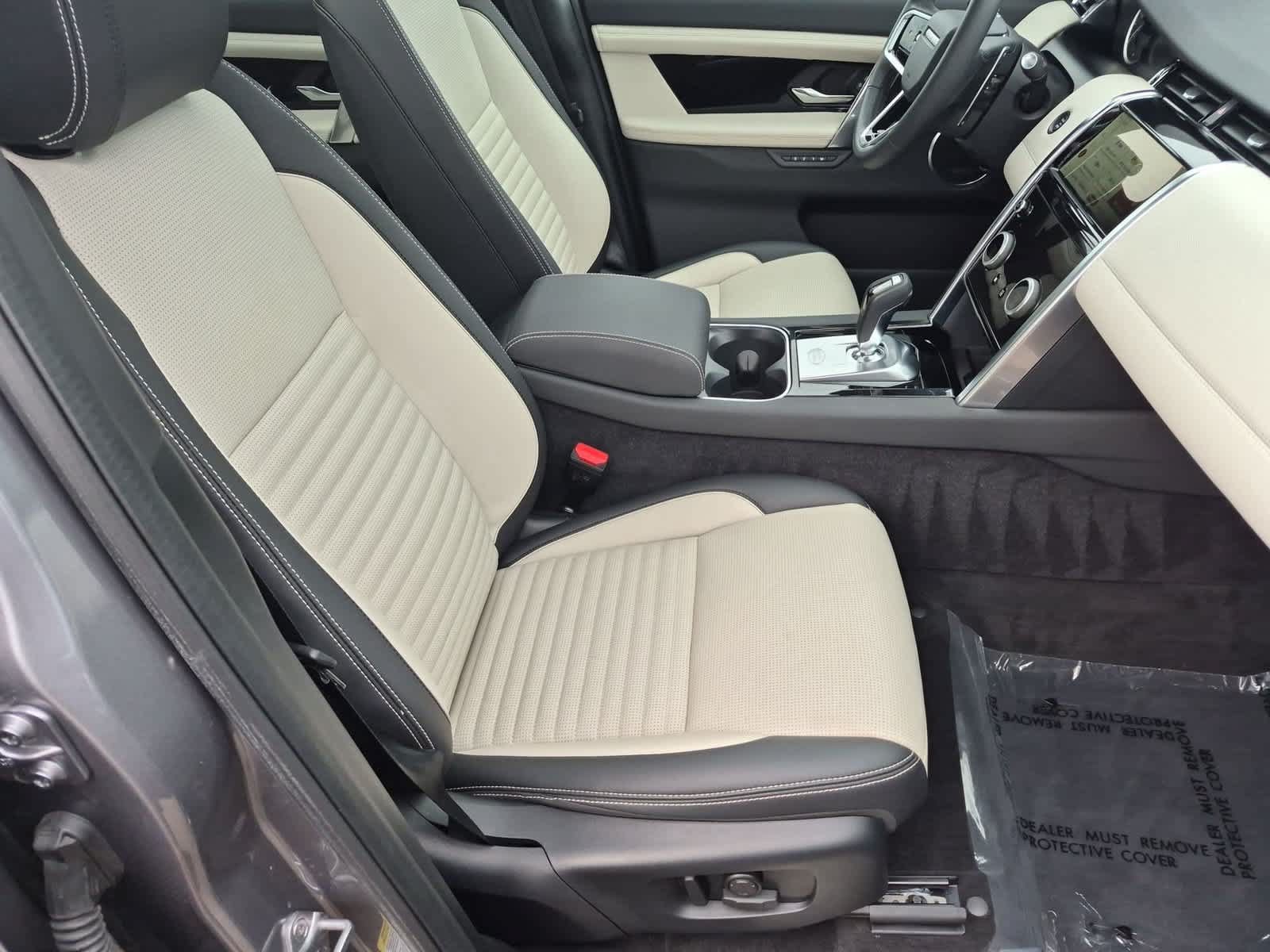 Certified 2023 Land Rover Discovery Sport SE R-Dynamic AWD/4WD image 23