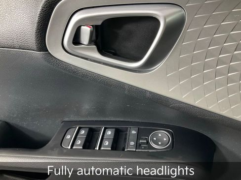 Certified 2023 Kia Soul S image 18