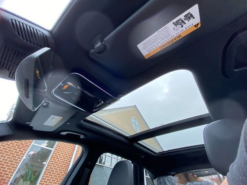 New 2026 Mercedes-Benz GLC 300 4MATIC image 21