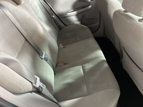 Used 2013 Toyota Corolla LE FWD image 25