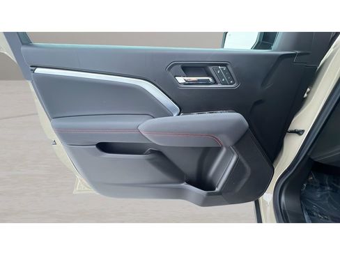 Certified 2024 Chevrolet Colorado Z71 w/ Z71 Convenience Package 2 image 26