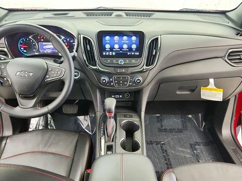 Used 2023 Chevrolet Equinox RS w/ RS Leather Package AWD/4WD image 34