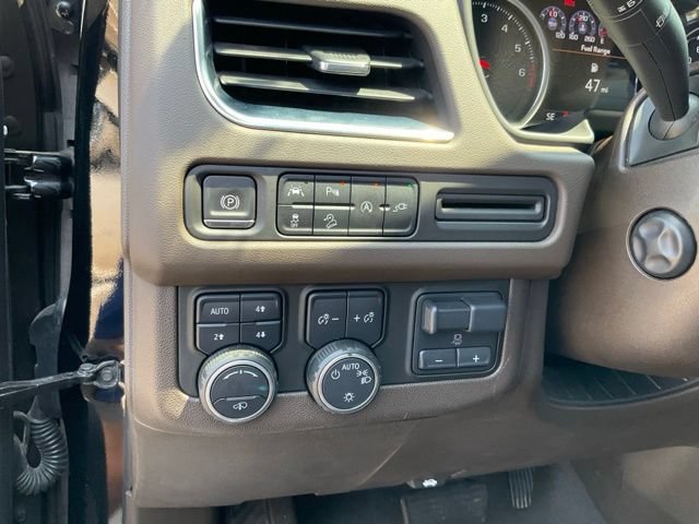 Used 2021 Chevrolet Suburban Z71 w/ Z71 Off-Road Package AWD/4WD image 9