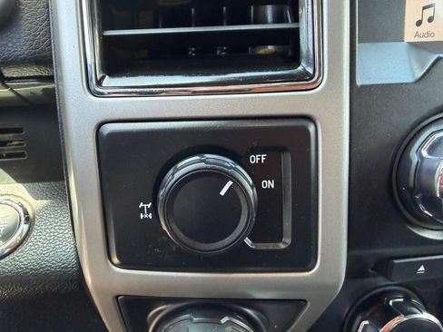 Used 2018 Ford F150 Lariat w/ Equipment Group 501A Mid RWD image 36