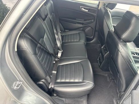 Used 2023 Ford Edge SEL AWD/4WD image 6