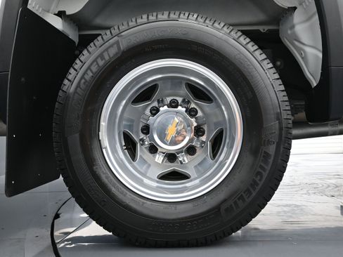 Used 2024 Chevrolet Silverado 3500 LT w/ All Star Edition AWD/4WD image 18
