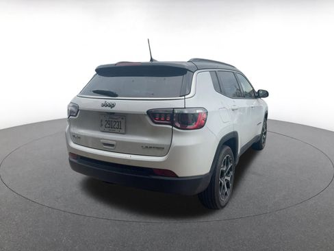 Used 2025 Jeep Compass Limited image 7