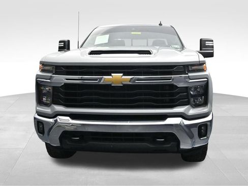 Used 2024 Chevrolet Silverado 3500 LT w/ Safety Package AWD/4WD image 8