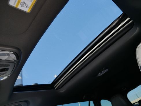 Used 2023 Subaru Outback Wilderness image 32