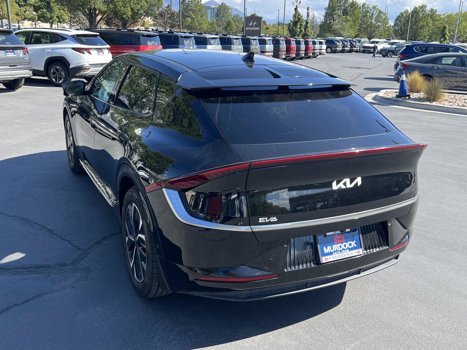 Used 2023 Kia EV6 Wind w/ Wind Technology Package AWD/4WD image 20