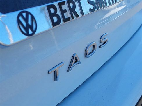 Used 2023 Volkswagen Taos S image 5