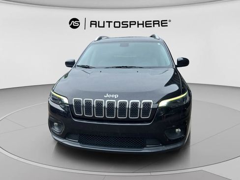 Used 2020 Jeep Cherokee Latitude Plus FWD image 2