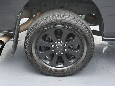 Used 2020 RAM 2500 Big Horn w/ Level 2 Equipment Group AWD/4WD image 34