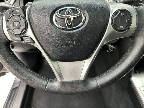 Used 2013 Toyota Camry SE w/ Convenience Pkg FWD image 14