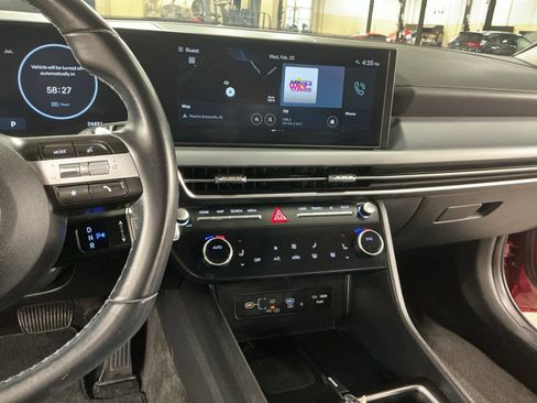 Certified 2024 Hyundai Sonata SEL w/ Convenience Package image 7