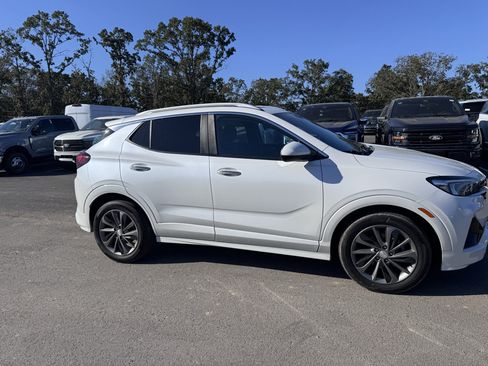 Used 2023 Buick Encore GX Select w/ Experience Buick Package FWD image 5