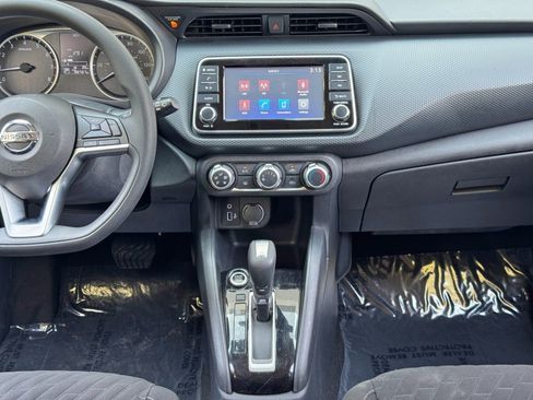 Used 2021 Nissan Kicks S FWD image 21