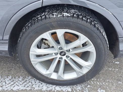 Used 2025 Audi Q7 3.0T Premium Plus AWD/4WD image 30